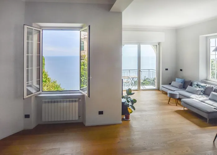 Beautiful Apartment In Genova With House Sea View